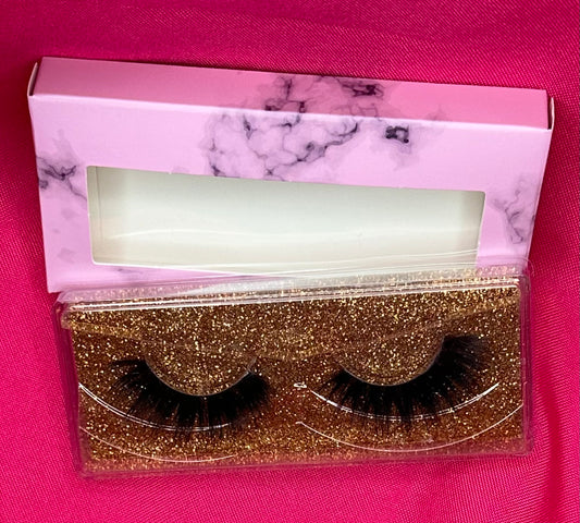 Fall 4 You Lashes